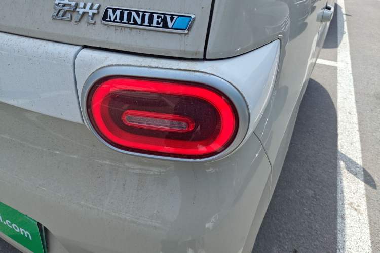 Used Wuling Hongguang MINIEV 2024 3rd Generation 215km Youth Edition Right Rear Taillight