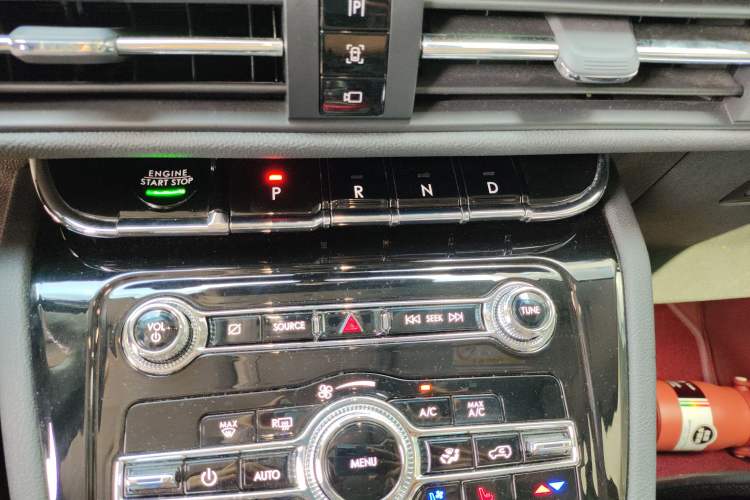 Used Lincoln Corsair 2022 Revised Version 2.0T Two-Wheel Drive Luxury Edition
