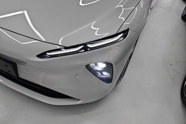 Used Nio ET7 2024 75 kWh Executive Edition
