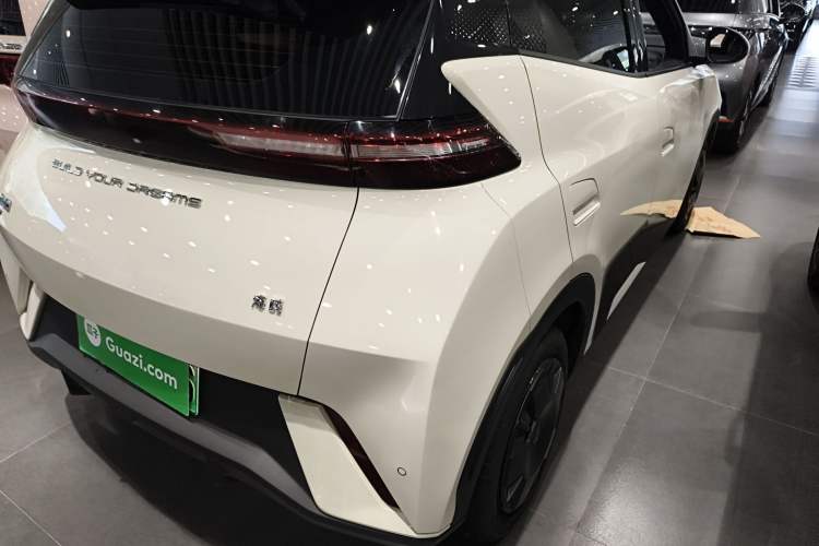 Used BYD Seagull 2024 Honor Edition 305km Dynamic Version Right Rear Taillight