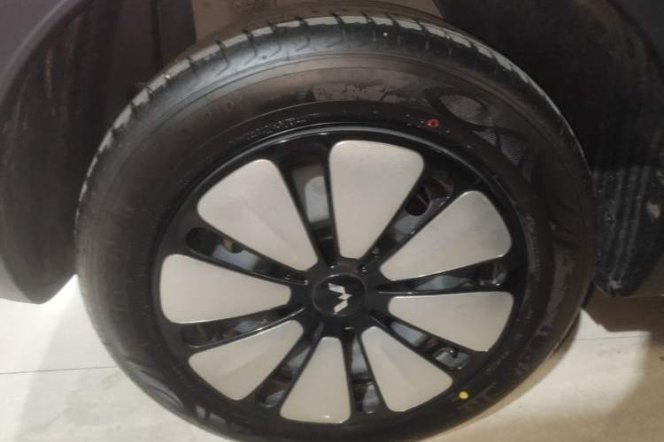 Used Wuling Bingo 2025 410 km Lingxi Deluxe Edition
