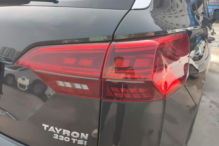 Used Volkswagen Tayron 2020 330TSI Two-Wheel Drive Luxury Smart Connectivity Version