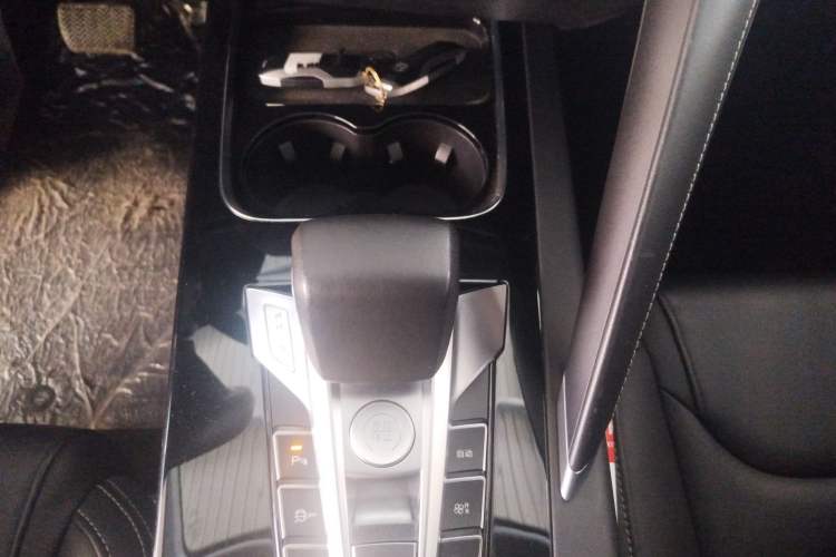 Used BYD Song Pro 2019 1.5T Automatic Elite Edition Gear Lever