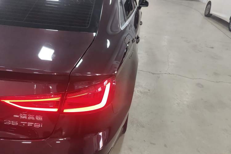 Used Audi A3 2015 Limousine 35 TFSI Millionth Anniversary Comfort Model