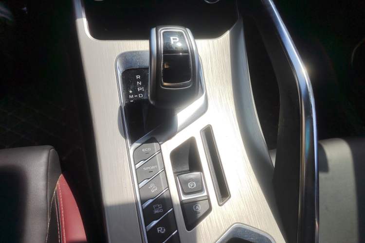 Used Geely Auto Coolray 2019 Sport Model 260T DCT Battle China V Standard