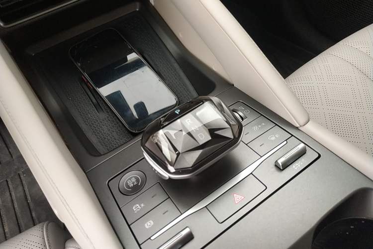 Used BYD Yuan UP 2024 401KM Leading Edition