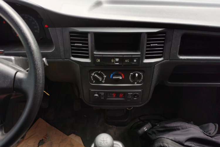 Used Wuling Zhiguang 2023 1.5L Practical Version 5/7 Seats