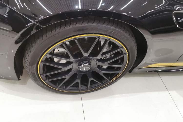 Used Mercedes-Benz C-Class AMG 2021 AMG C 63 Night Edition Left Front Wheel Hub