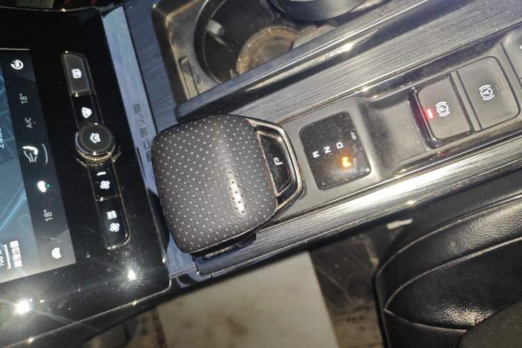 Used Roewe RX5 New Energy 2021 ePLUS National Trend Ronglin Luxury Edition Gear Lever