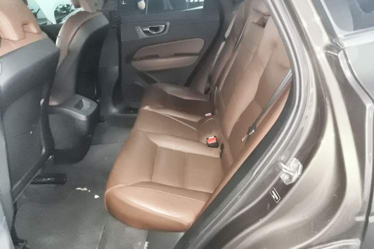 Used Volvo XC60 2019 T5 4x4 Smart Edition China V Standard
