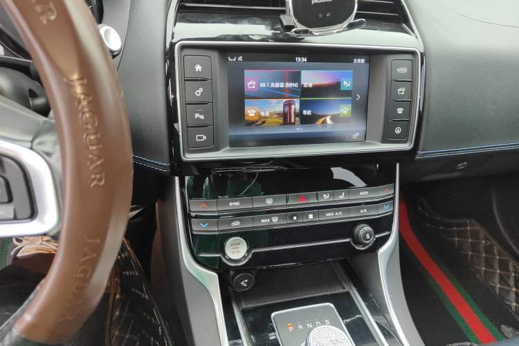 Used Jaguar XE 2018 2.0T 250 PS Two-Wheel-Drive R-Sport Sport Edition