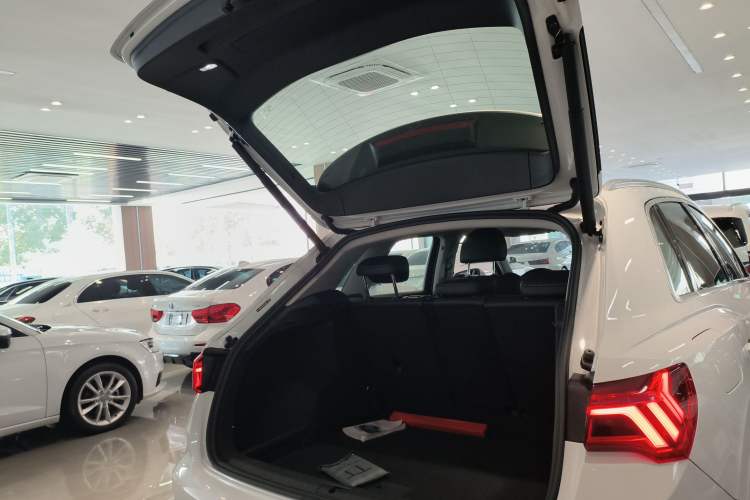 Used Audi Q3 2023 40 TFSI Fashion Dynamic Model