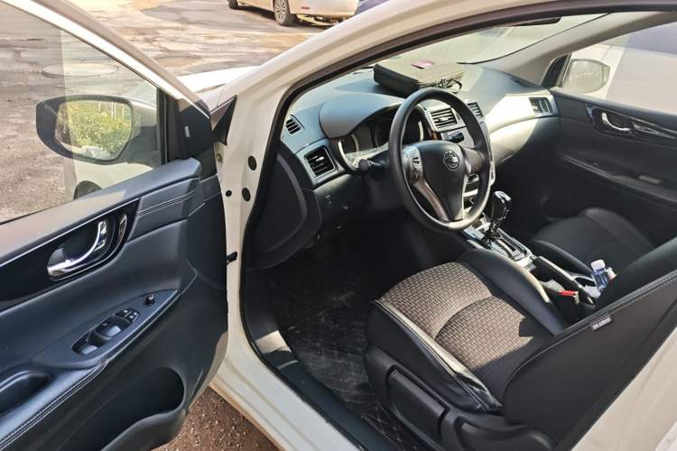 Used Nissan Tiida 2019 1.6L CVT Smart Drive Version China VI Standard
