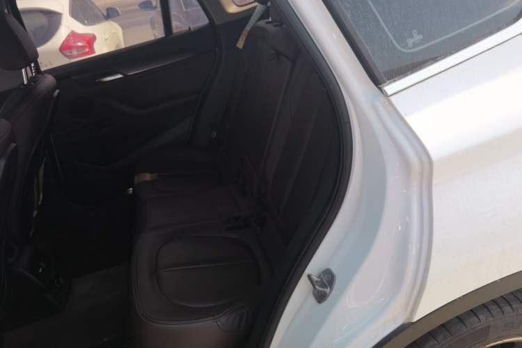Used BMW X1 2018 xDrive20Li Luxury Edition Left Rear Seat
