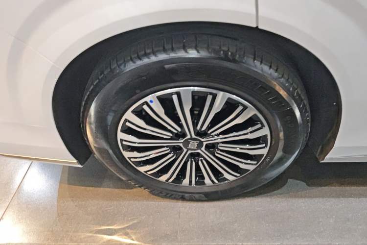 Used BYD Xia 2025 DM-i 1.5T 180km Beyond Edition