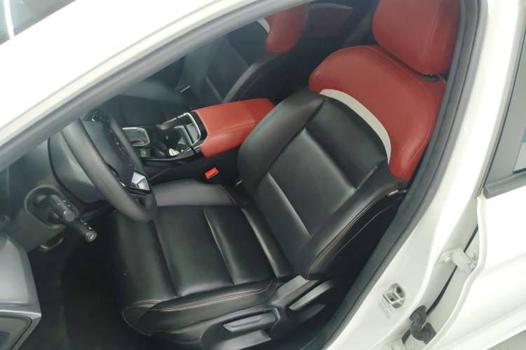 Used MG 5 2023 180 DVVT CVT Luxury Edition
