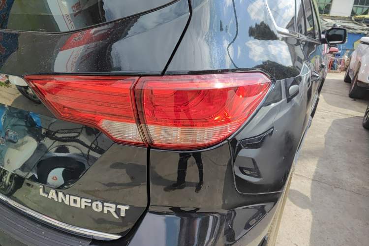 Used Foday Landfort 2017 1.9T Diesel Manual Two-Wheel Drive Flagship Edition 7 Seats