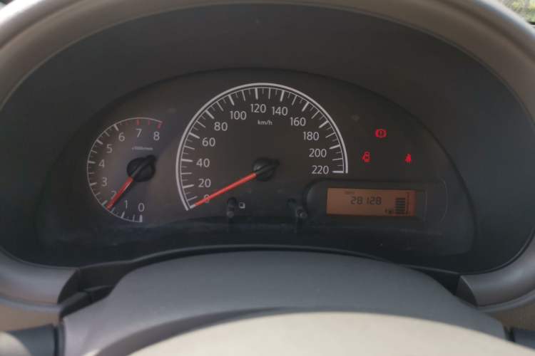 Used Nissan Sunny 2016 1.5XE Manual Leading Edition
