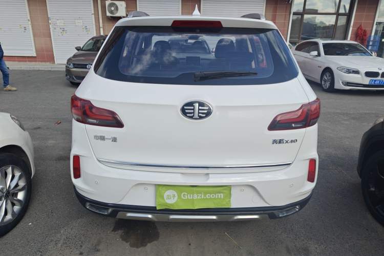 Used Bestune X40 2019 1.6L Automatic Luxury Edition China VI
