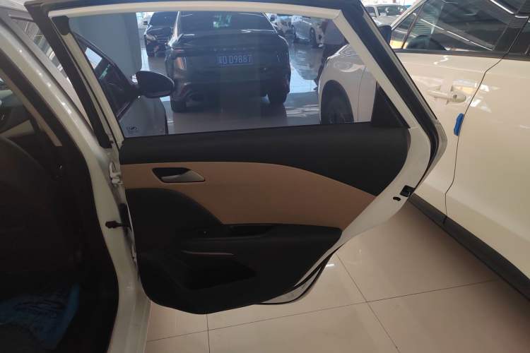 Used Chevrolet Monza 2022 320 Automatic Enjoyment Sunroof Version