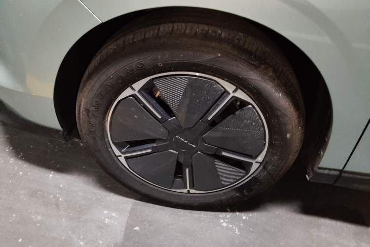 Used SAIC MAXUS Dajia 7 2024 Revised Version Super Hybrid Long-Range Edition Enjoyment Version
