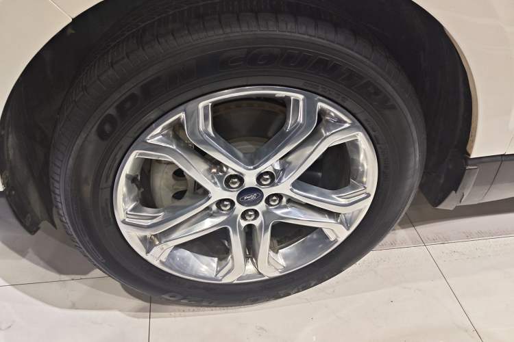 Used Ford Edge 2016 EcoBoost 245 Two-Wheel-Drive Titanium 7-Seater