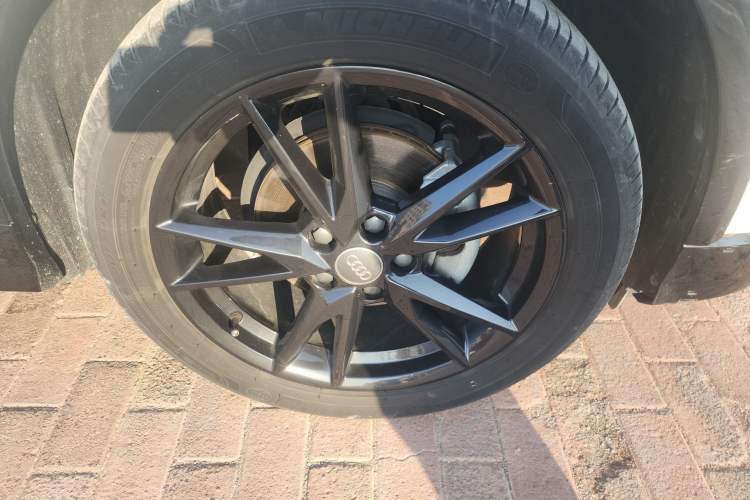 Used Audi Q2L 2021 35 TFSI Progressive Dynamic Edition
