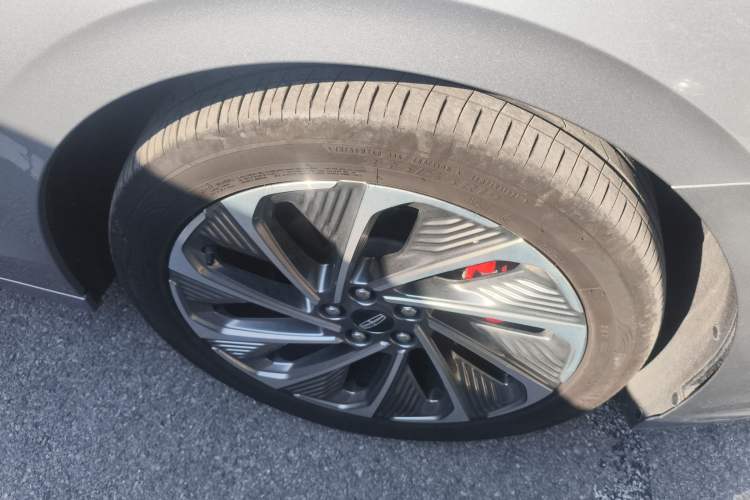 Used Lincoln Z 2024 2.0T Two-Wheel Drive Prestige Hybrid Version