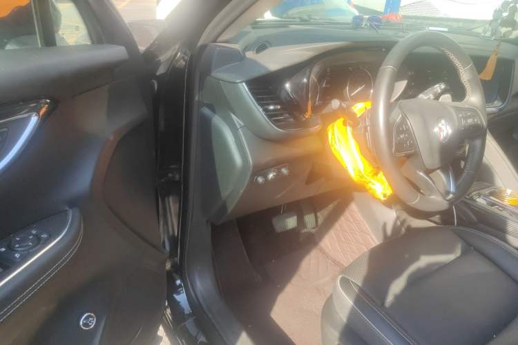 Used Buick Envision 2021 Encore Plus 652T 7-Seat Luxury Model
