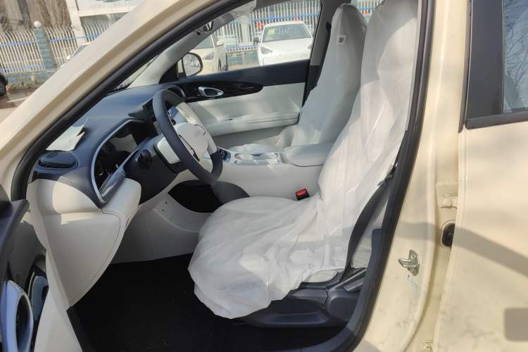 Used Geely Galaxy Geome 2025 410 km Free Version
