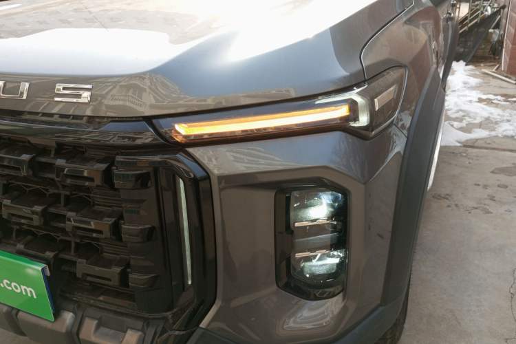 Used SAIC MAXUS Territory 2023 2.0T Cross-Country Flagship Edition 7 Seats