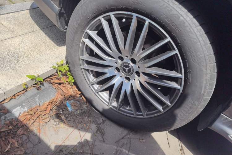 Used Mercedes-Benz GLC 2024 GLC 300 L 4MATIC Dynamic Edition 5-seater
