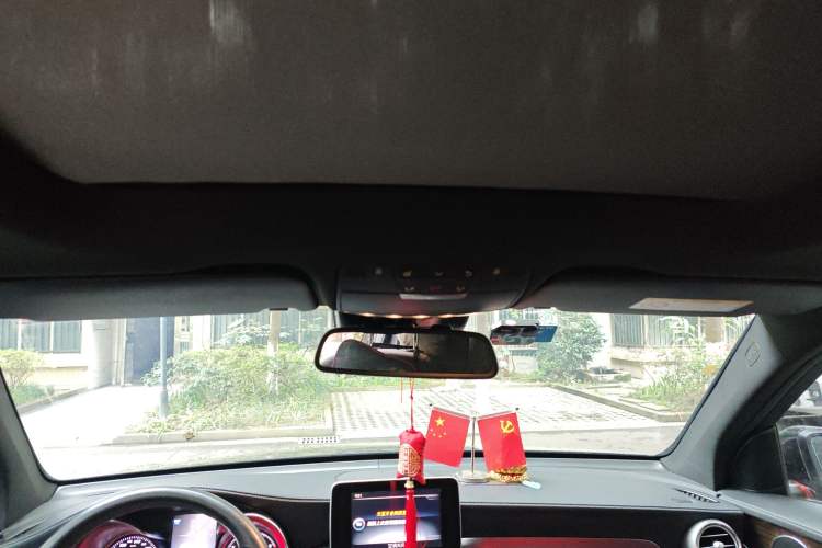 Used Mercedes-Benz GLC 2017 GLC 260 4MATIC Luxury Model Headliner