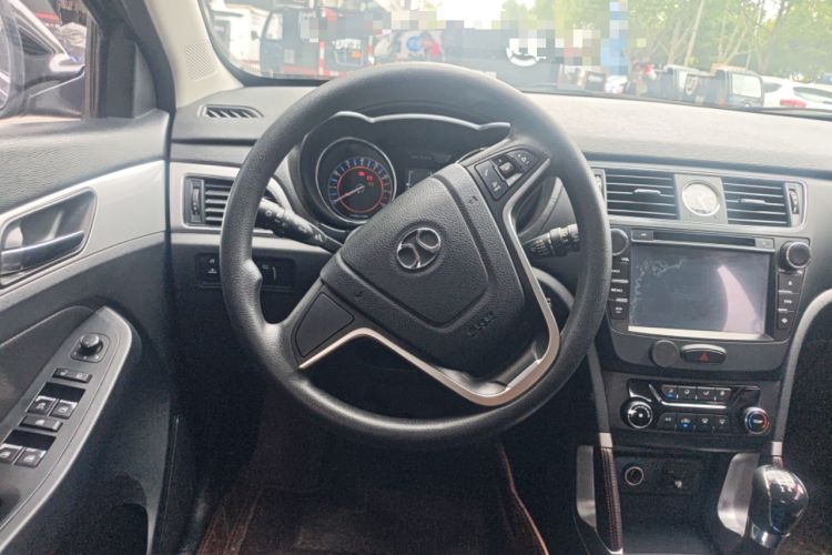 Used BAIC Senova X55 2016 1.5L Manual Comfort Version Steering Wheel