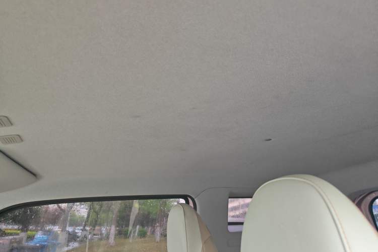 Used Geely Galaxy Panda 2024 Panda Mini 200km Endurance Bear
