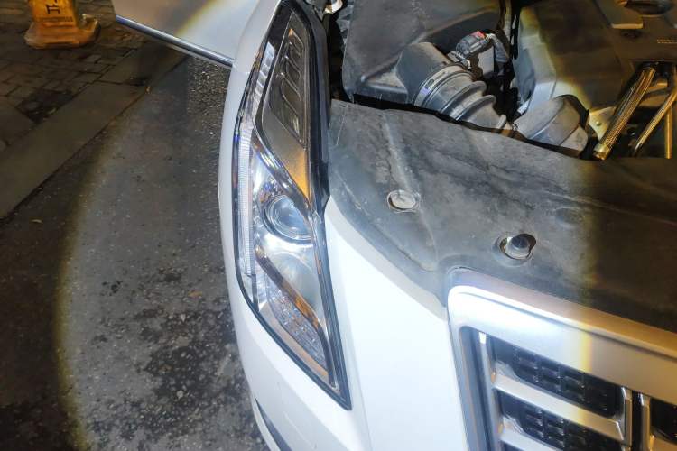 Used Cadillac XTS 2015 28T Comfort Model