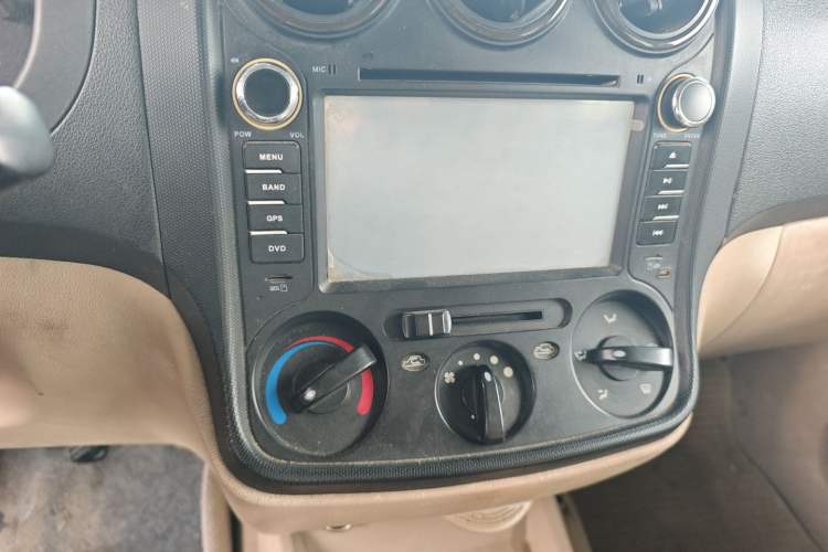 Used Wuling Hongguang 2010 1.4L Luxury Model Audio And AC Panel