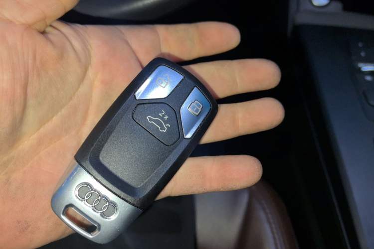 Used Audi Q5L 2018 40 TFSI Prestige Edition China VI Emission Standard
