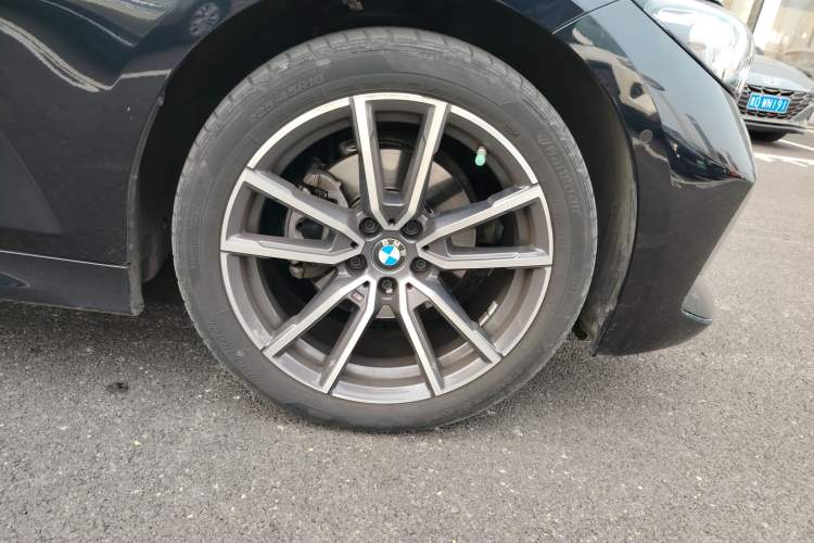 Used BMW 3 Series 2024 325Li M Sport Package