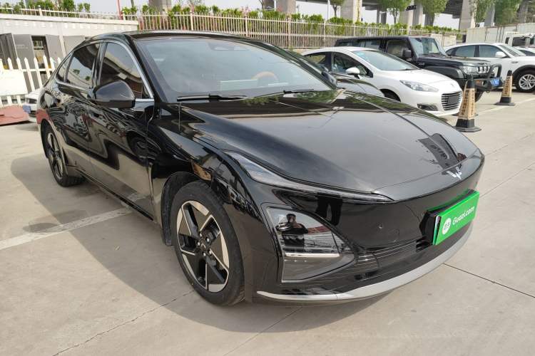 Used Wuling Xingguang 2025 610 km Smart Flagship Version Front Right 45 Deg