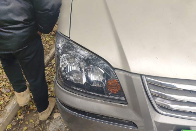 Used FORTHING Lingzhi 2014 M5 Q7 2.0L 7-seat Long-wheelbase Comfort Version