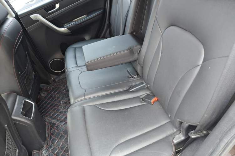 Used Haval H6 2015 Sport Edition 1.5T Automatic Two-Wheel Drive Luxury Model
