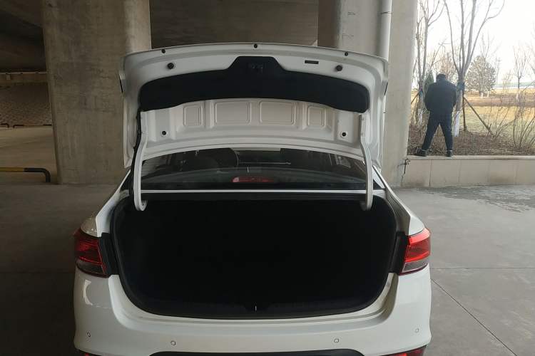 Used Kia K2 2017 Sedan 1.4L Automatic GLS
