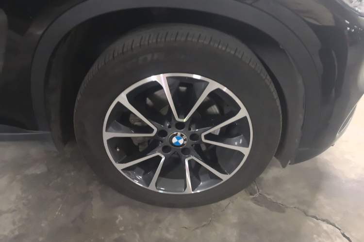 Used BMW X5 2014 xDrive35i Leading Model
