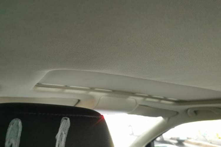 Used Volkswagen Polo 2013 1.6L Automatic Luxury Edition
