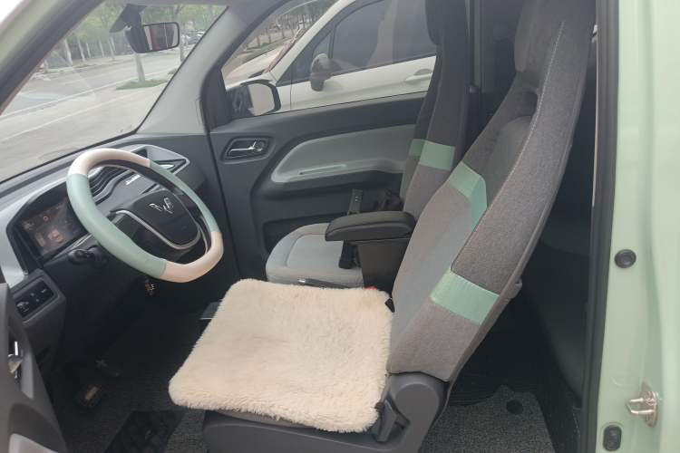 Used Wuling Hongguang MINIEV 2021 Macaron Premium Model – Lithium Iron Phosphate Left Front Seat