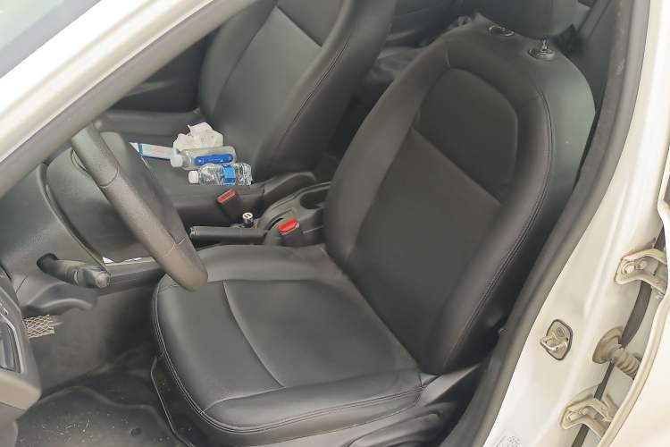 Used Citroen Elysee 2014 1.6L Automatic Fashion Model