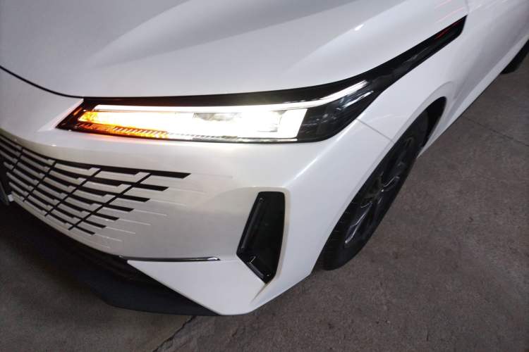 Used CHANGAN Eado DD 2023 Blue Whale NE 1.5T GDI DCT Luxury Edition Left Front Headlight