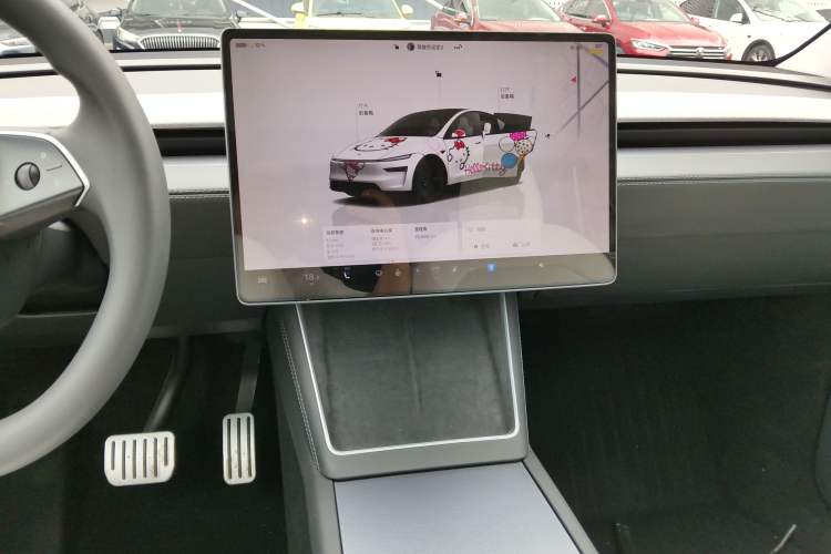 Used Tesla Model Y 2025 Rear-Wheel-Drive Version
