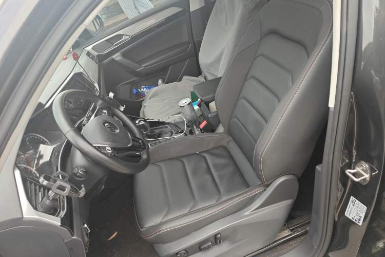 Used Volkswagen Tayron 2021 280TSI Two-Wheel Drive Luxury Smart Connectivity Version Left Front Seat